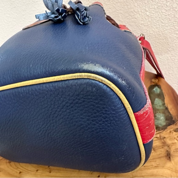 Authentic Dooney & Bourke VINTAGE Drawstring Leather Bag - Picture 12 of 16